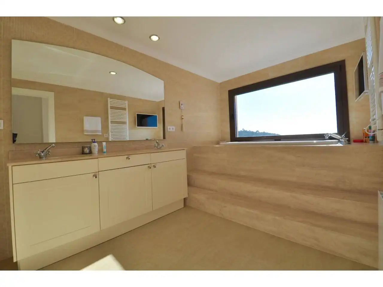 Bany de Casa o xalet en venda en Lloret de Mar amb Aire condicionat, Calefacció i Jardí privat