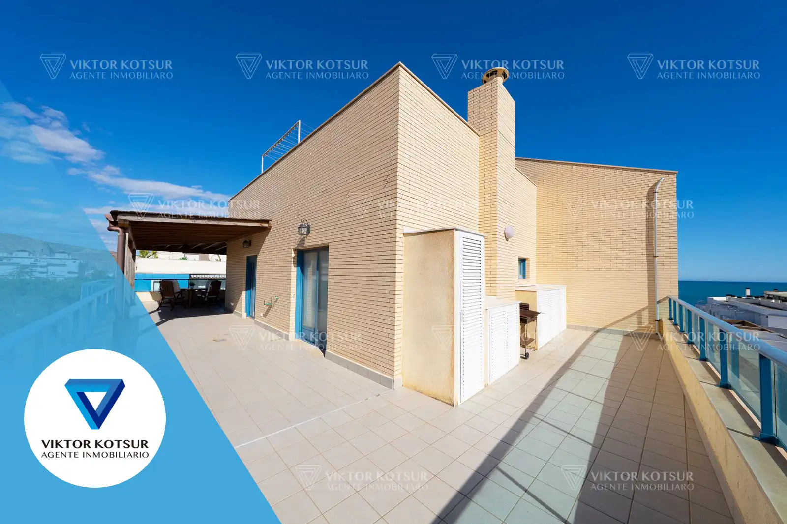 Vista exterior de Ático en venta en Roquetas de Mar con Aire acondicionado, Parquet y Terraza