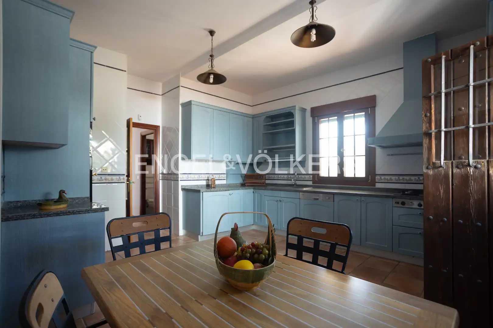 Cocina de Finca rústica en venta en Llerena con Calefacción, Jardín privado y Trastero