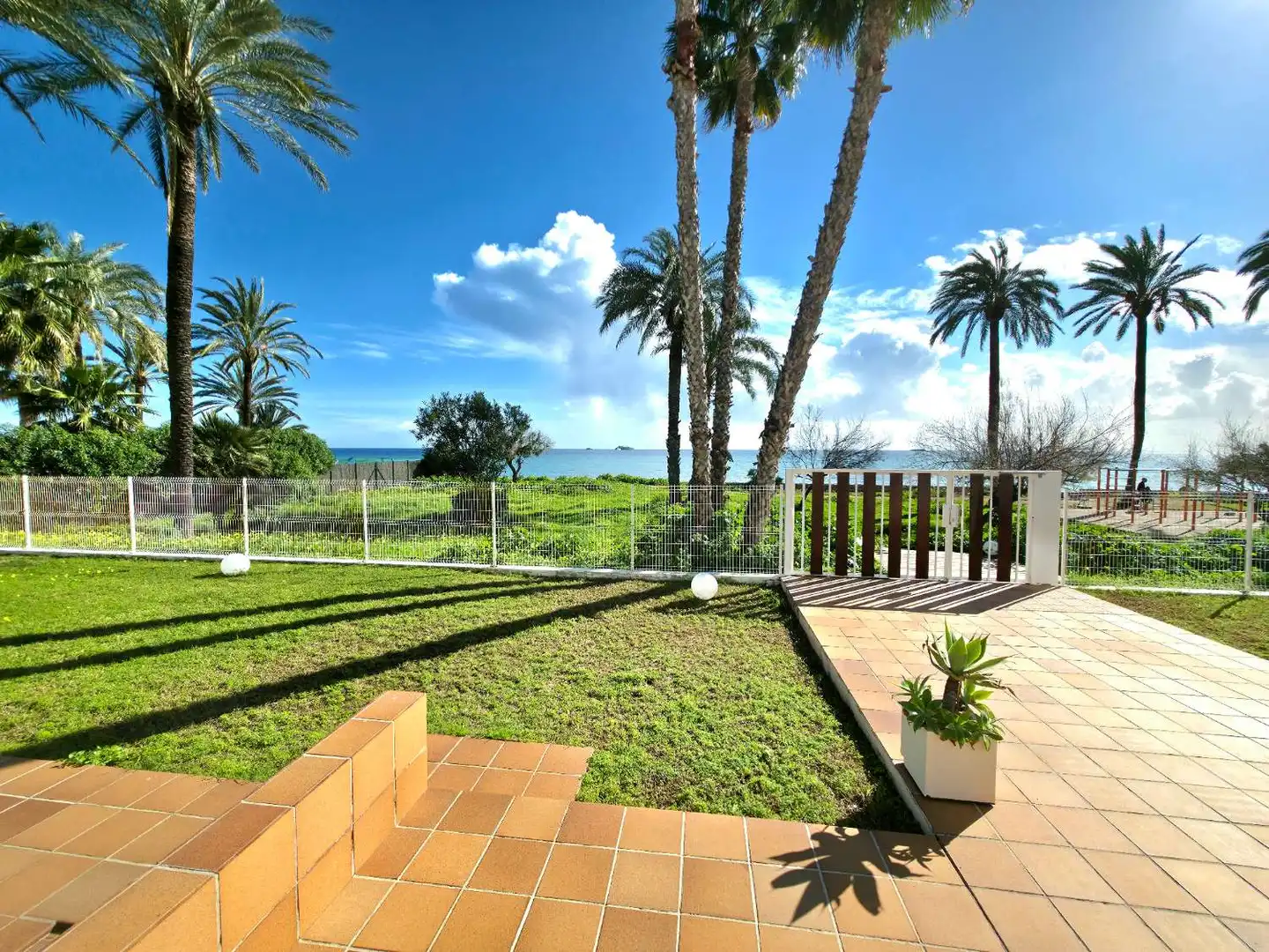 Garden of Apartments for sale in Eivissa  with Air Conditioner, Heating and Terrace