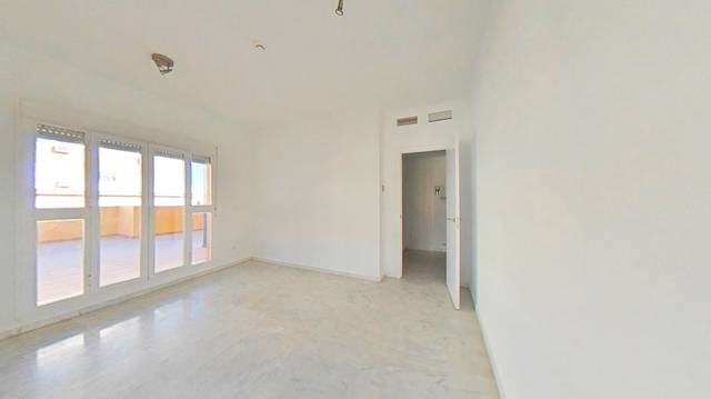 Apartamento en Venta en Av Aeronaútica en Urbadiez - Entrepuentes