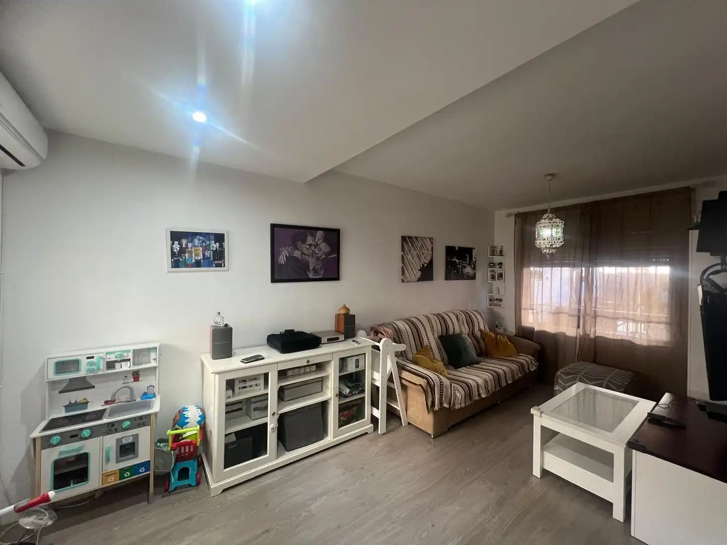 Sala de estar de Casa o chalet en venta en Jerez de la Frontera con Aire acondicionado, Jardín privado y Trastero