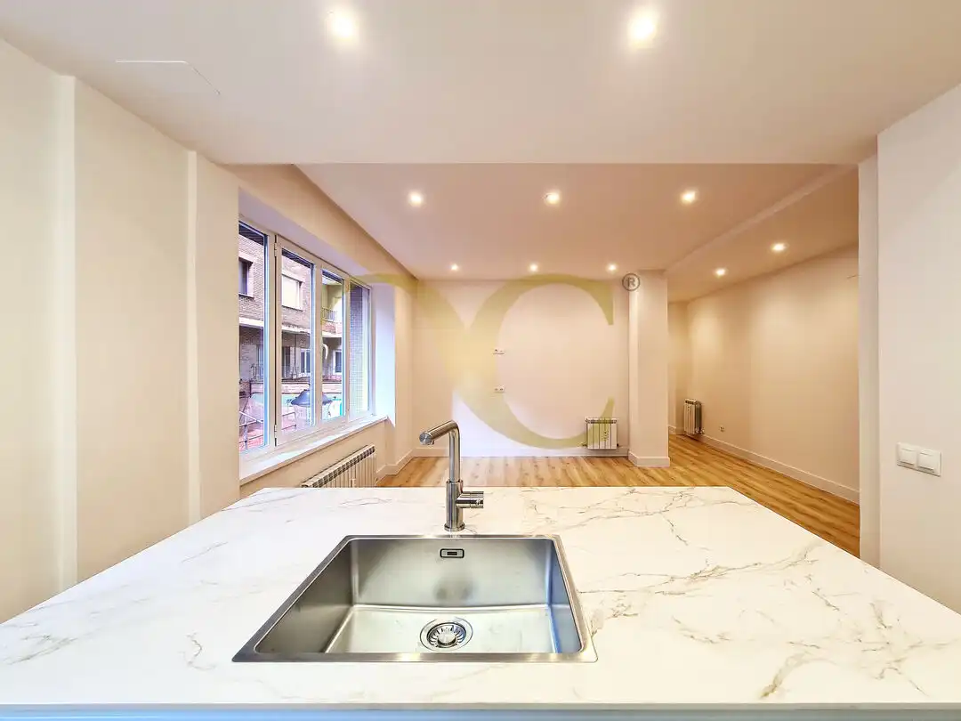 Piso con jardín en venta en Calle Uría, imagen 9