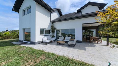 Villa independiente con vistas al mar, piscina y licencia turística en Arminza, Bild 2