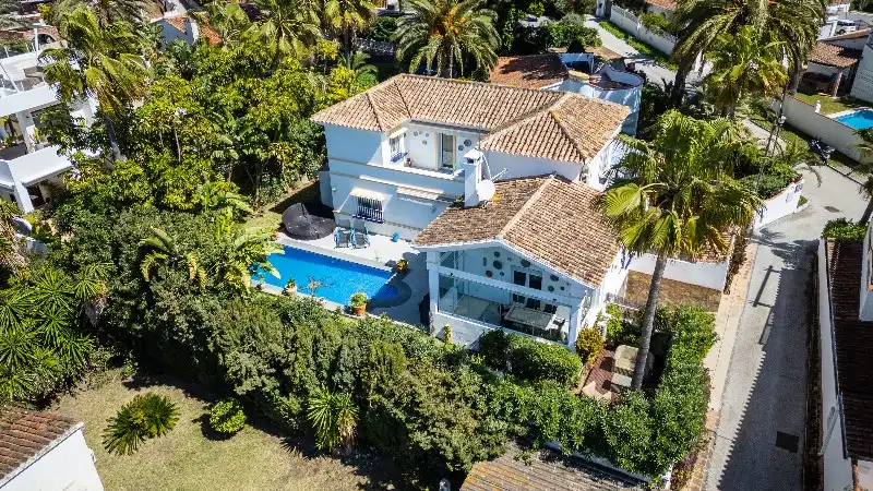 Chalet con piscina en venta en Elviria - Cabopino, imagen 9