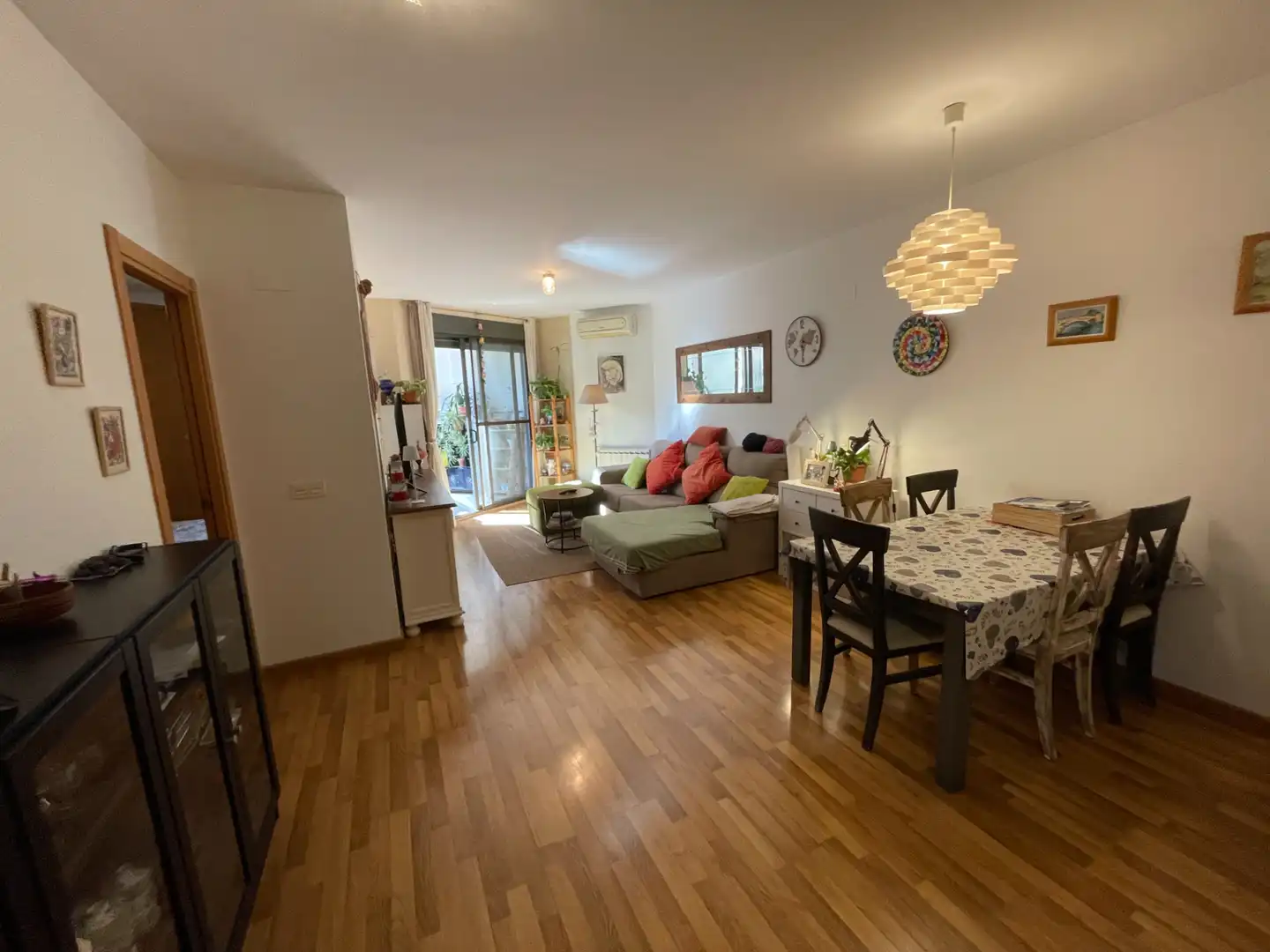 Sala de estar de Piso en venta en Cambrils con Aire acondicionado, Calefacción y Parquet
