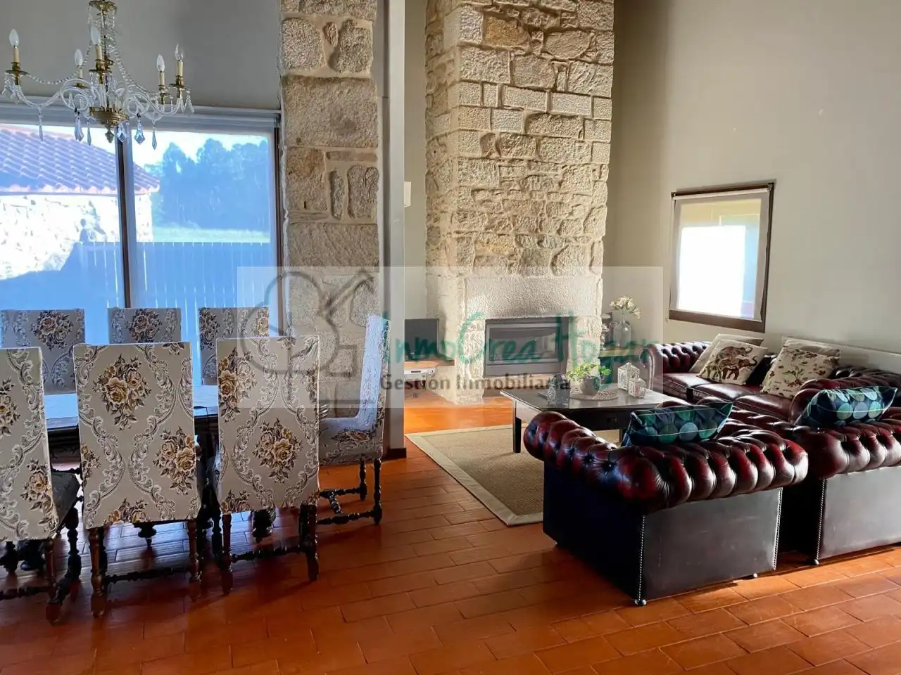 Sala d'estar de Finca rústica en venda en Tomiño amb Calefacció, Jardí privat i Terrassa