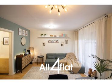 Mini appartamento con balcone in vendita a Calle Bisbe Sivilla