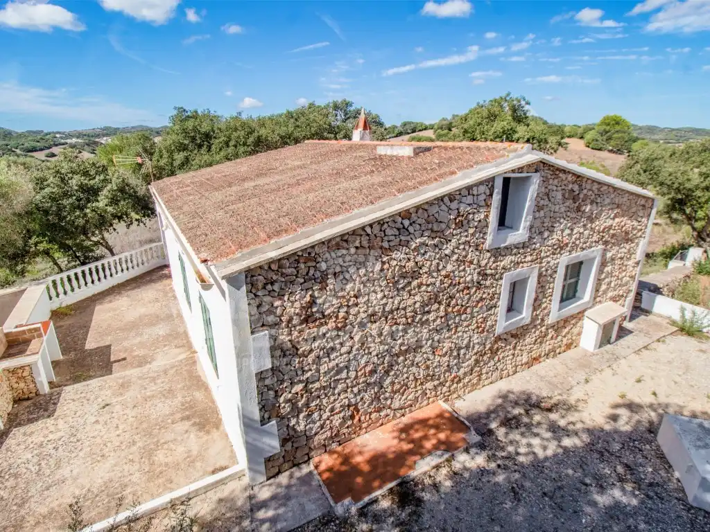 Vista exterior de Finca rústica en venda en Es Mercadal amb Jardí privat