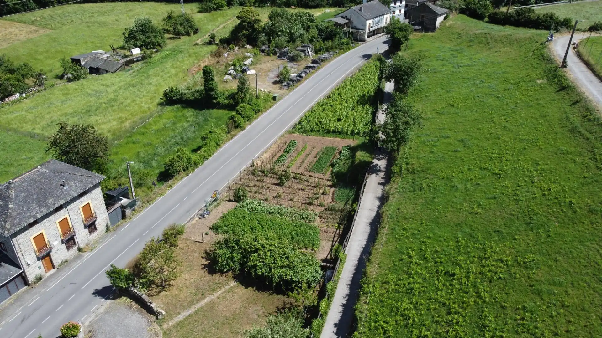 Casa o chalet en venta en Cangas del Narcea con Jardín privado, Amueblado y Balcón