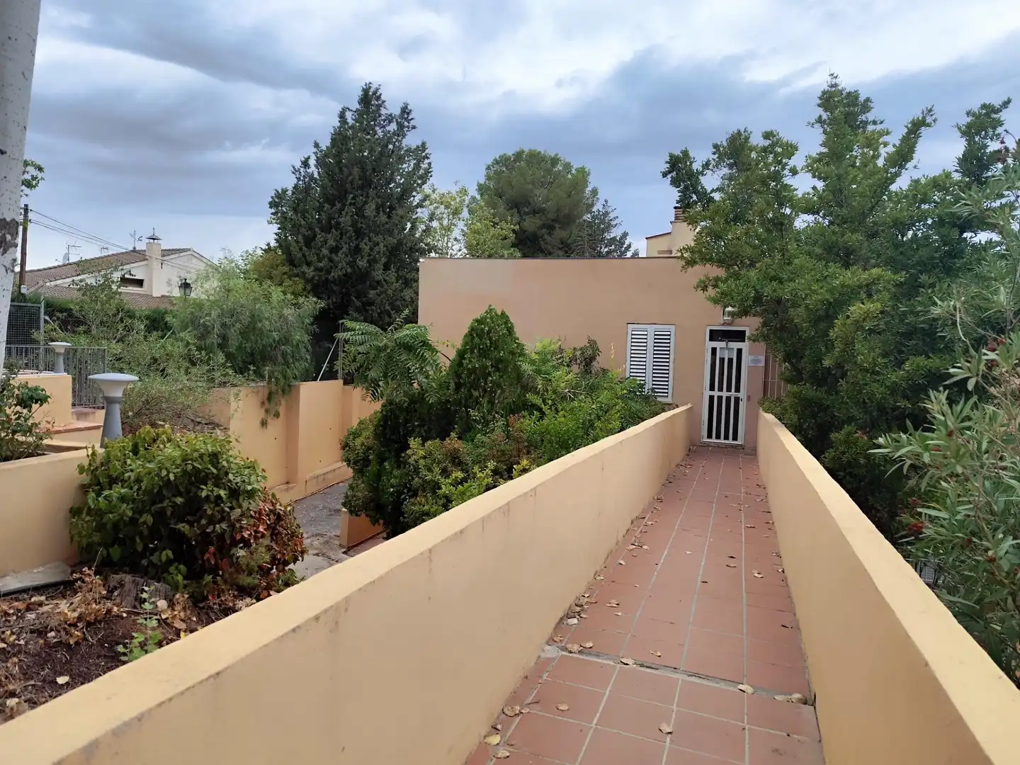 Exterior view of Flat for sale in Genil