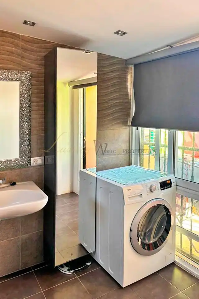 Bathroom of Houses for sale in Las Rosas