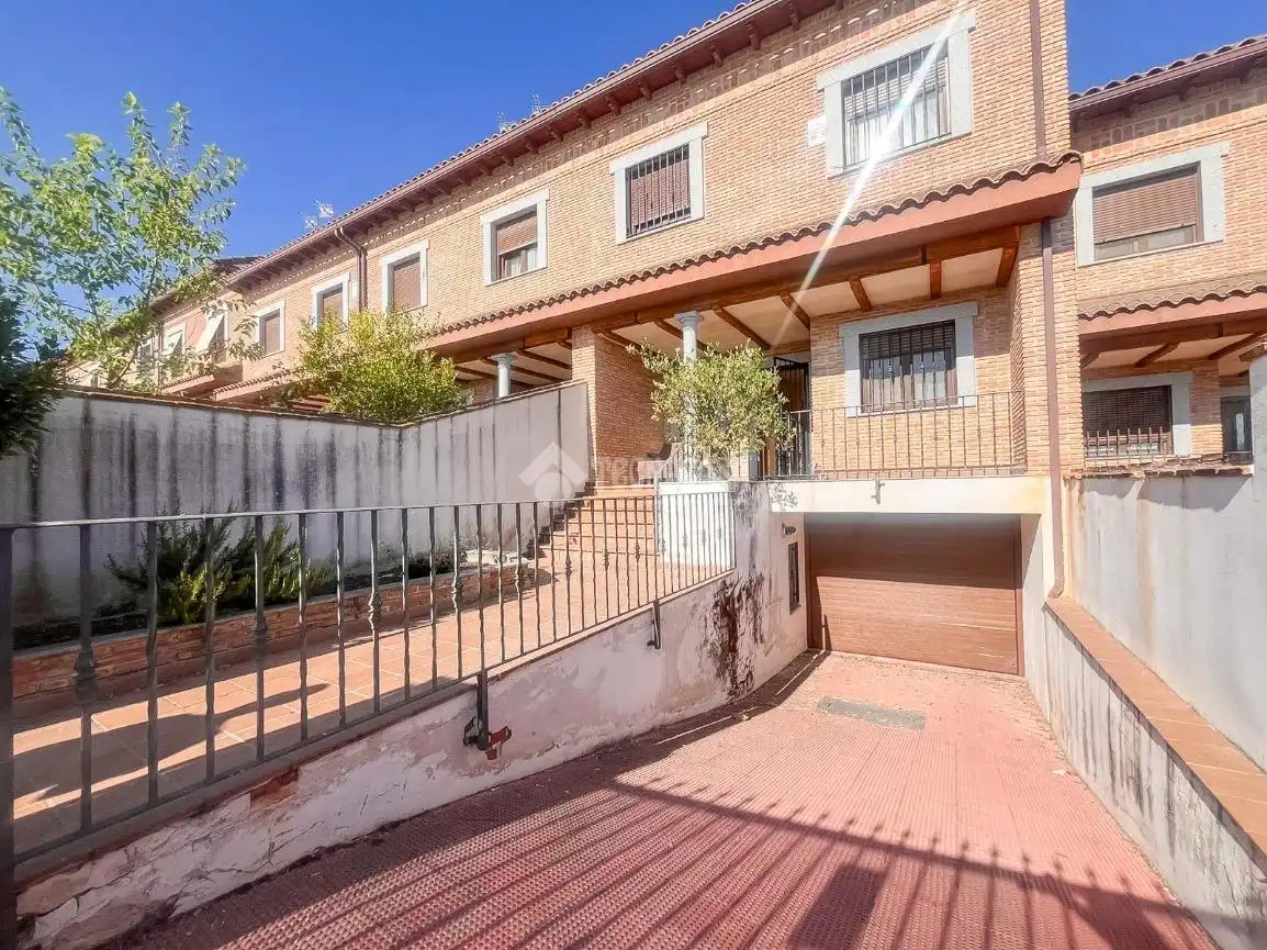 Exterior view of Detached homes for sale in Navalcarnero  with Heating and Community pool