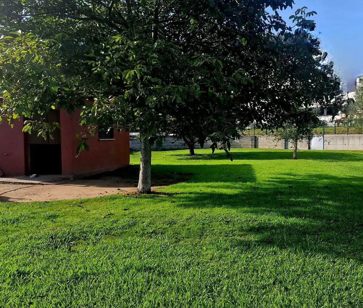 Jardín de Casa o chalet en venta en Torrelavega  con Calefacción, Terraza y Trastero