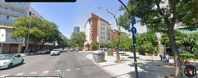 Piso en Venta en Triana Oeste