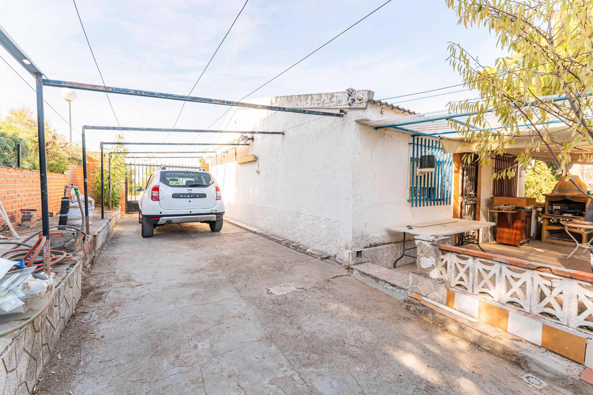 Vista exterior de Casa o xalet en venda en Carranque amb Jardí privat, Piscina i Moblat
