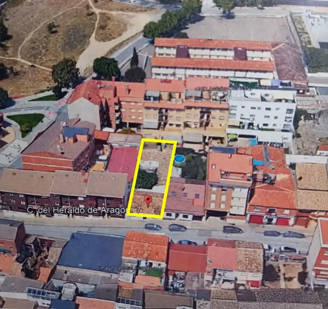 Terreno residenziale in vendita a Calle HERALDO DE ARAGON 7