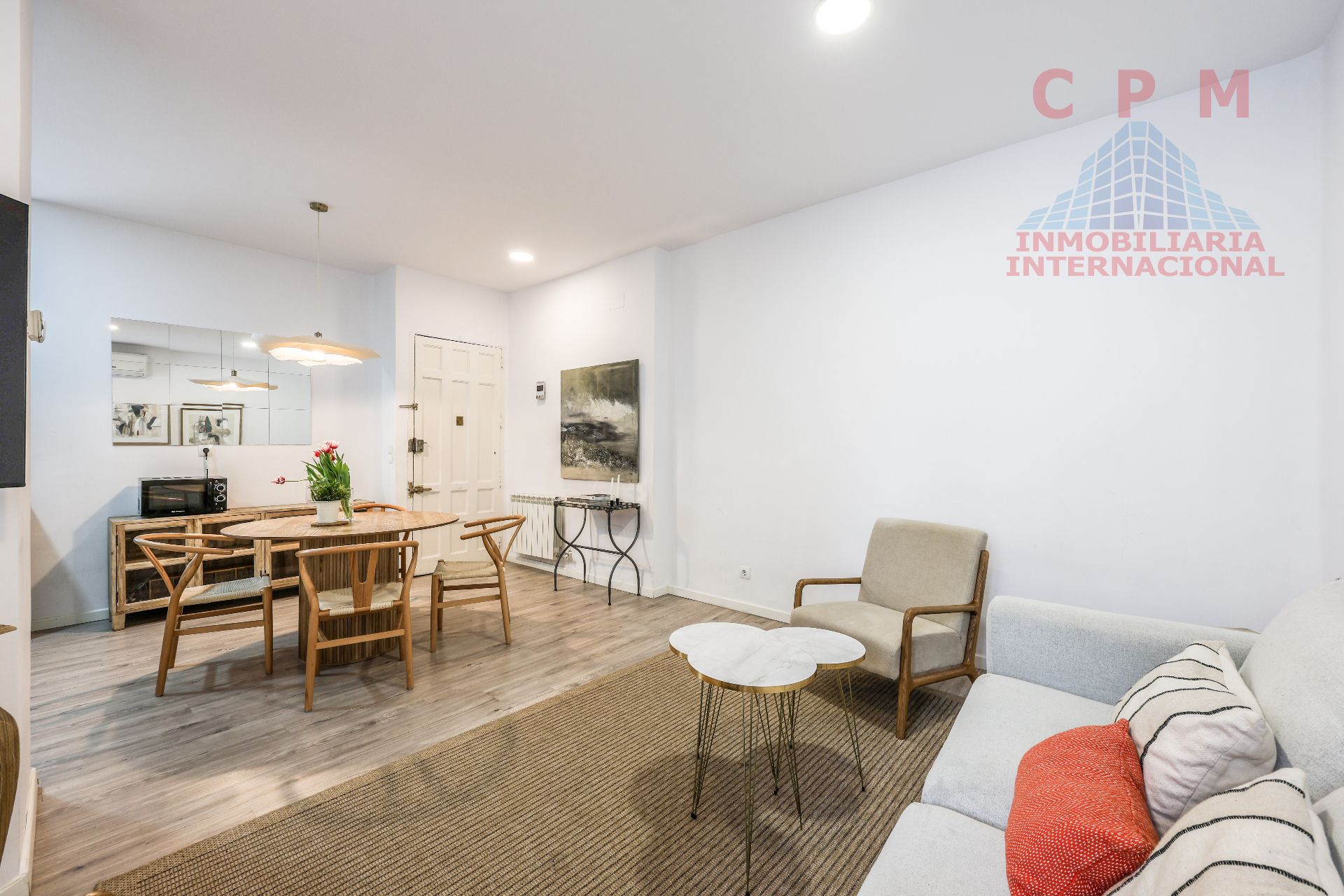 Living room of Flat for sale in  Madrid Capital  with Air Conditioner, Heating and Parquet flooring