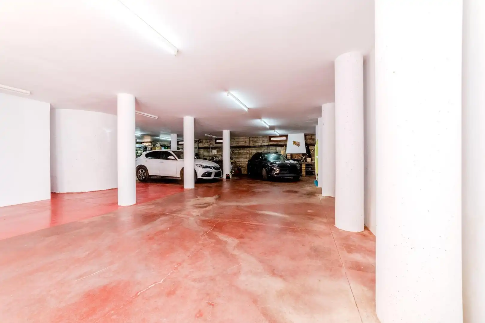 Parking de Casa o chalet en venta en Cubelles con Aire acondicionado, Calefacción y Jardín privado