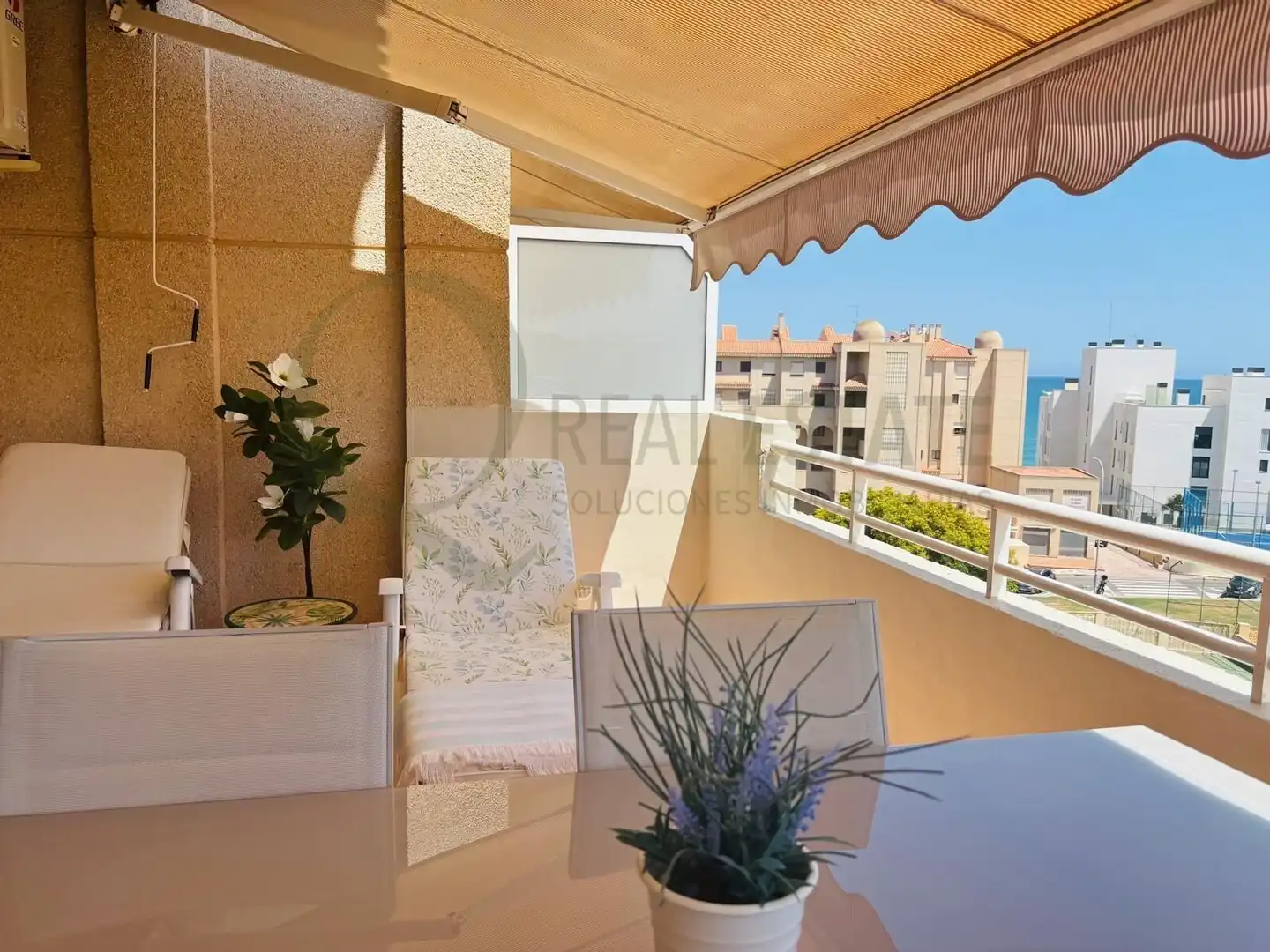 Terrassa de Àtic en venda en El Campello amb Aire condicionat, Calefacció i Jardí privat