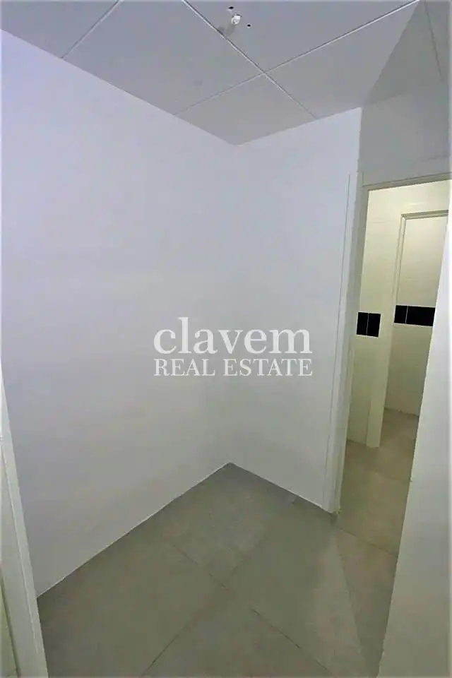 Local comercial en venda a Carrer del Guadalhorce, imagen 8