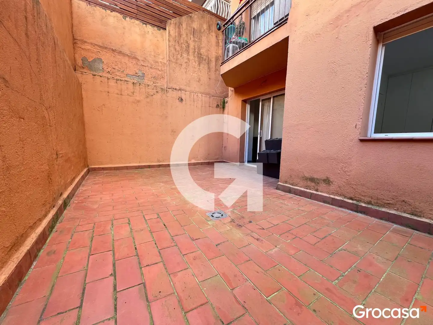 Terraza de Planta baja en venta en Rubí con Calefacción, Terraza y Amueblado