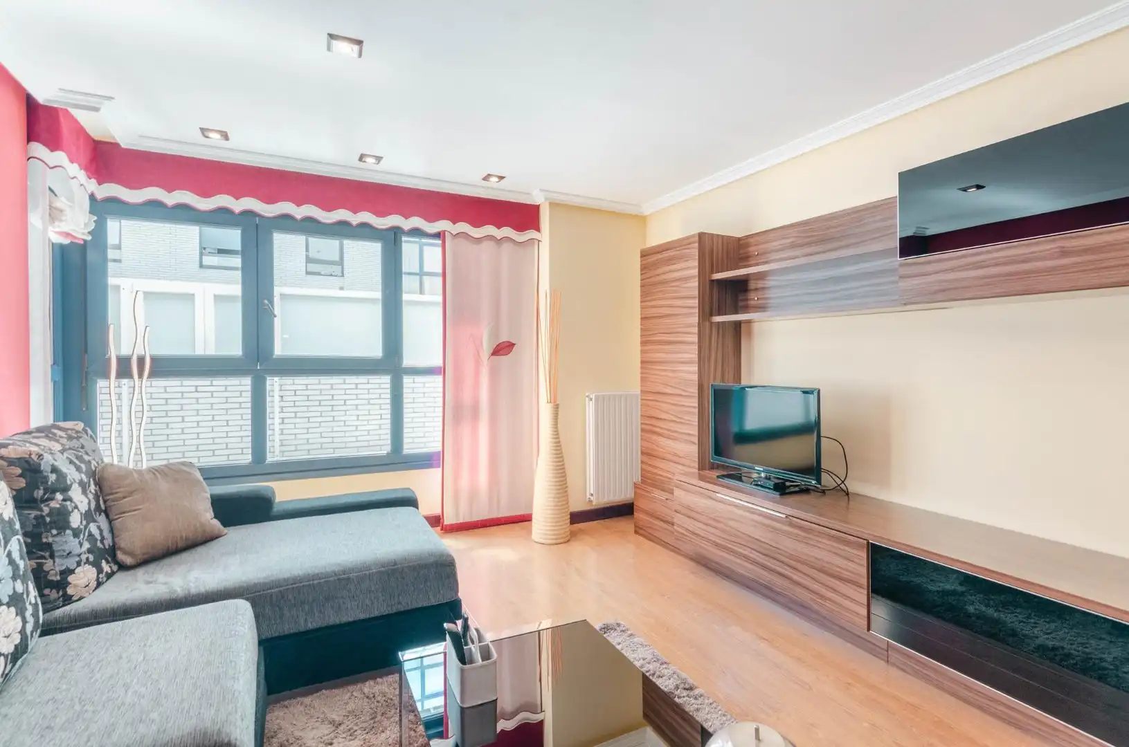 Sala de estar de Piso en venta en Gozón con Calefacción, Terraza y Trastero