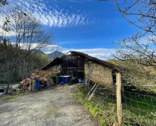 Vista exterior de Finca rústica en venda en Amezketa amb Jardí privat