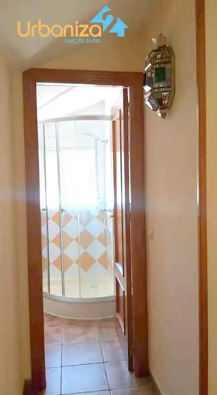 Baño de Ático en venta en Fregenal de la Sierra con Aire acondicionado, Terraza y Trastero