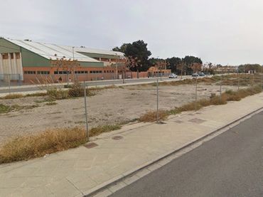 Terreny residencial en venda a Calle Alonso Cano