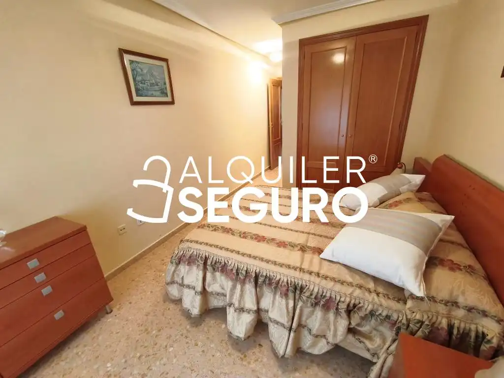 Piso de alquiler en Manuel Maciá Sempere, Altozano - Conde Lumiares