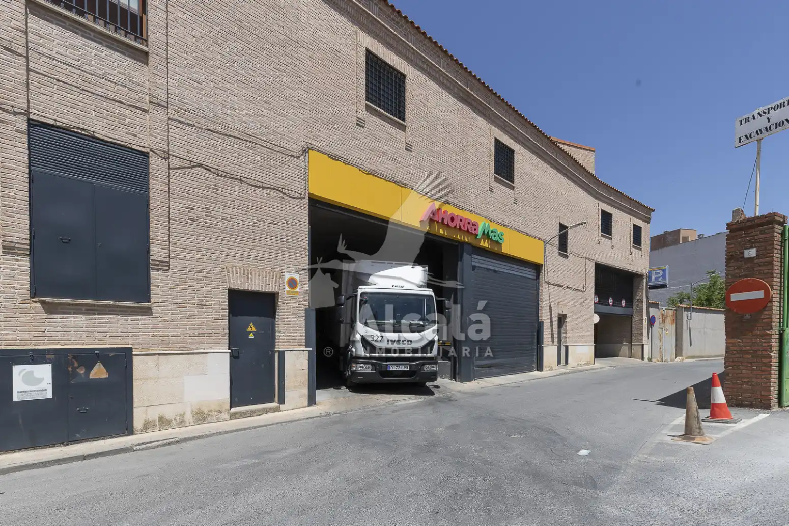 Vista exterior de Pis en venda en Ocaña amb Calefacció i Terrassa