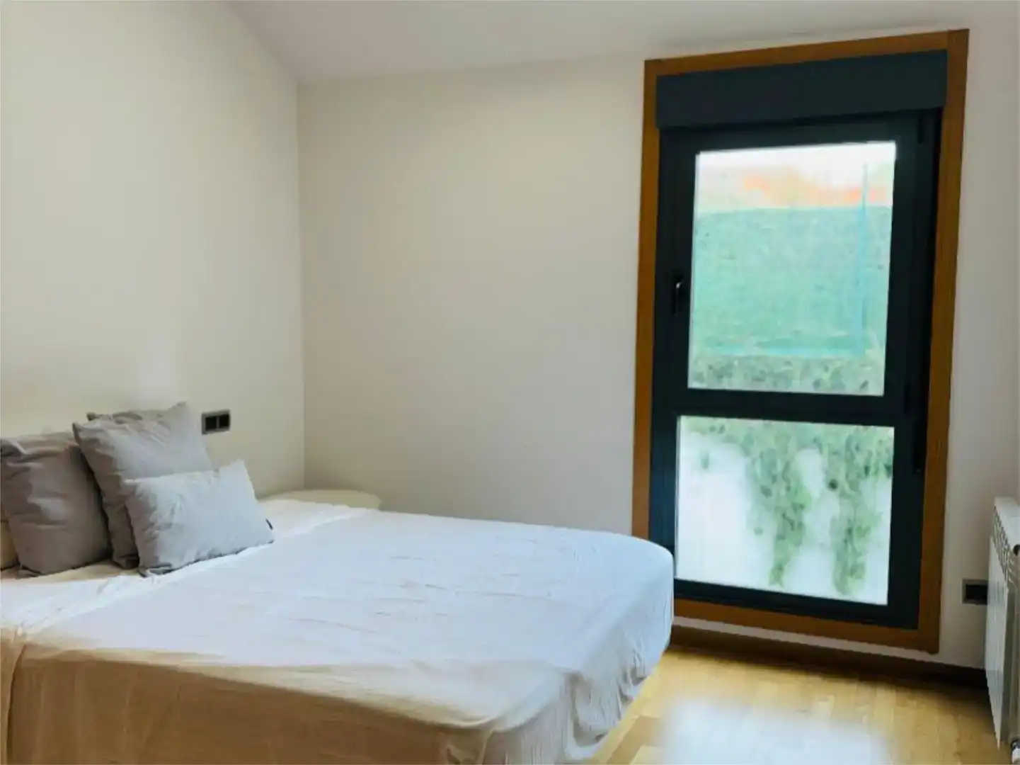 Schlafzimmer von Wohnung zur Miete in Vilagarcía de Arousa mit Klimaanlage, Schwimmbad und Balkon