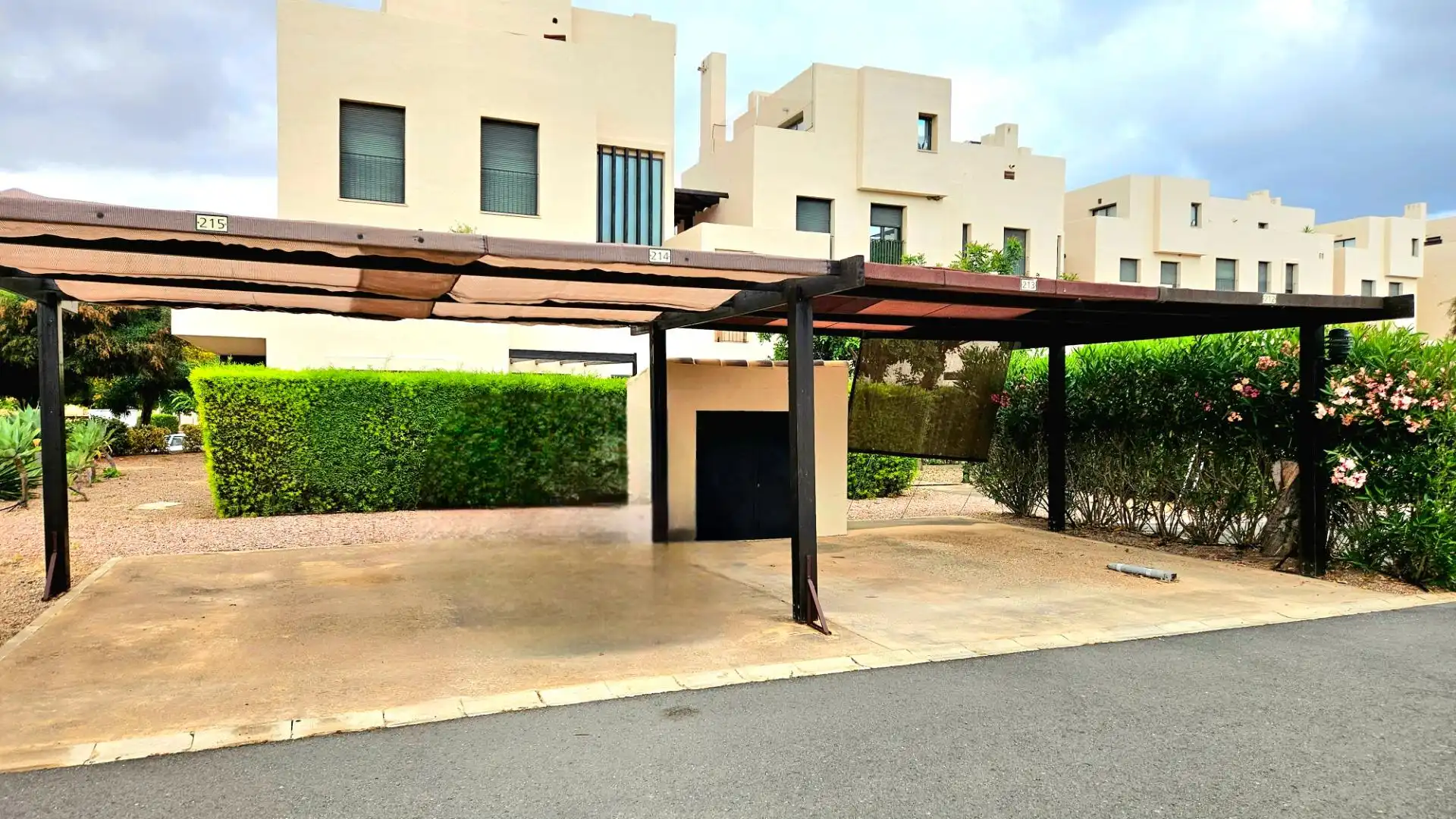 Vista exterior de Casa o xalet en venda en Murcia amb Aire condicionat, Calefacció i Jardí privat