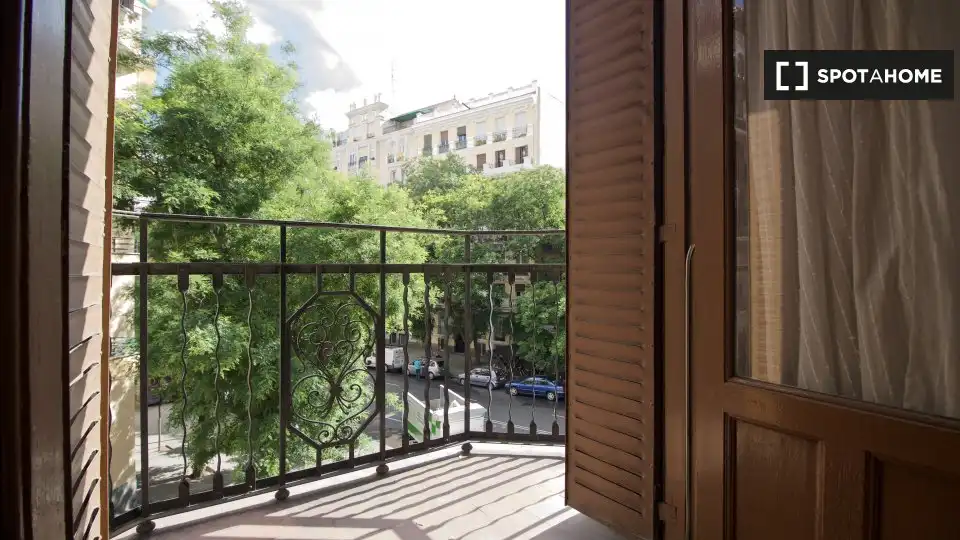 Room in Trafalgar