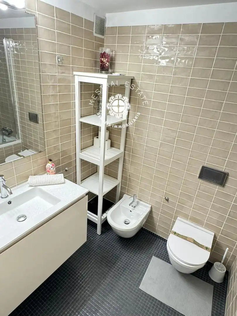 Baño de Piso en venta en Salou con Aire acondicionado, Calefacción y Terraza