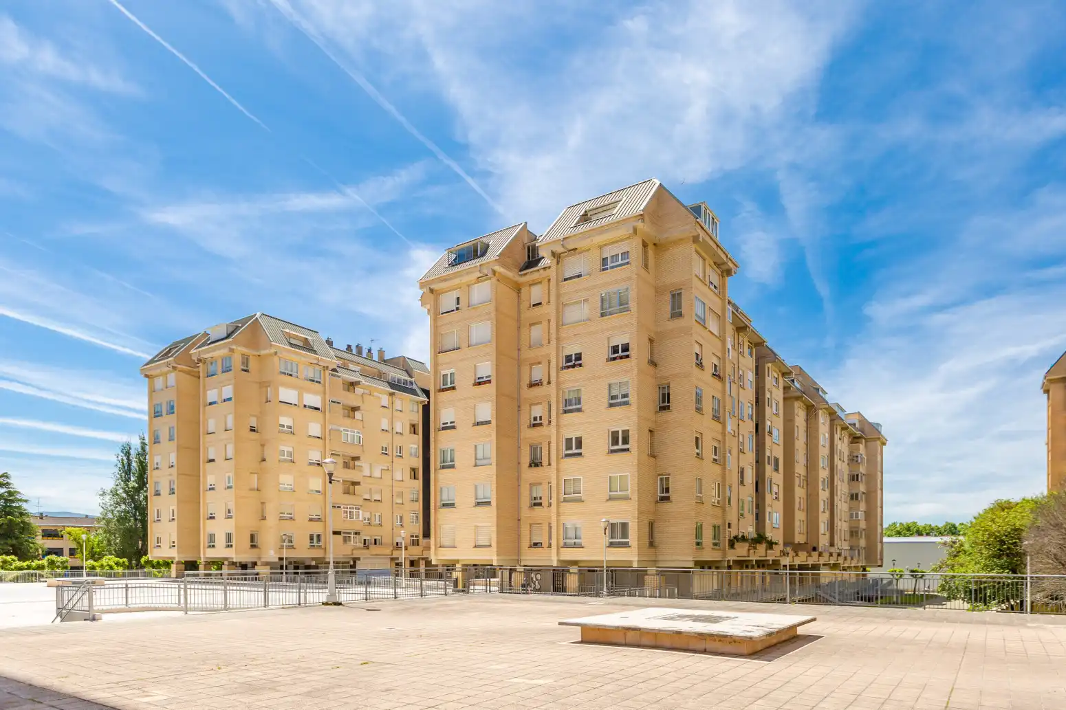 Exterior view of Commercial properties for sale in Zizur Mayor / Zizur Nagusia