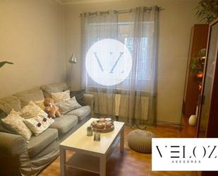 Living room of Flat to rent in Salamanca Capital  with Heating, Furnished and Oven