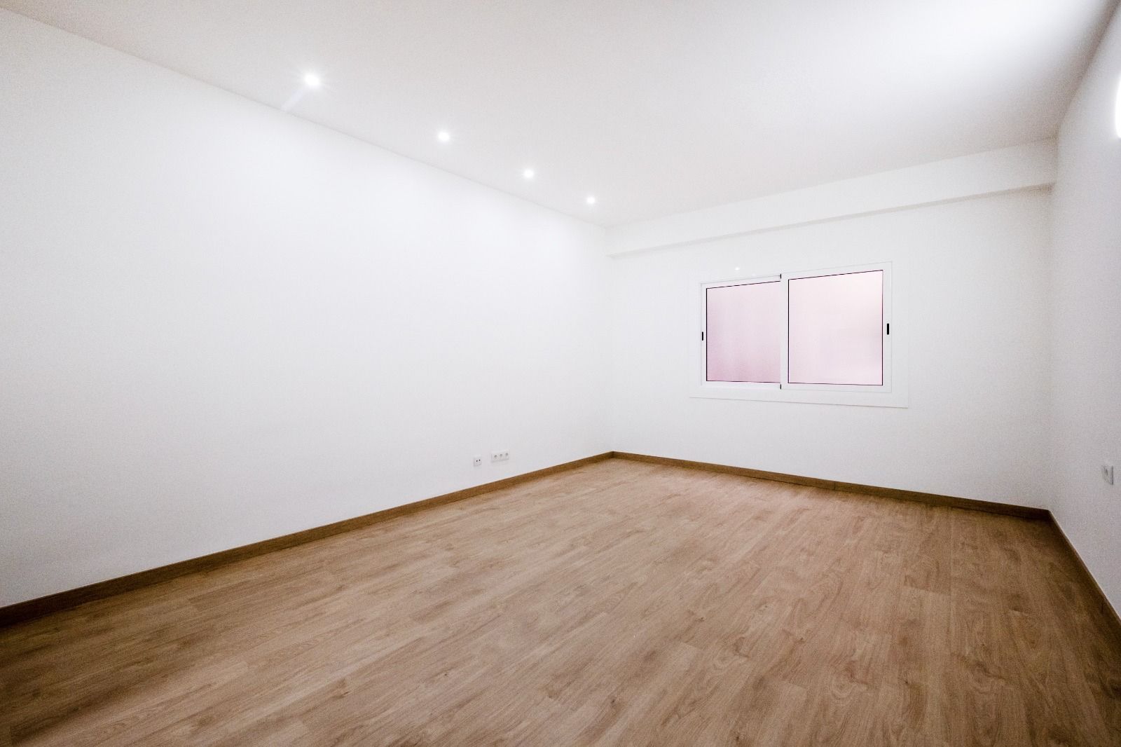 Flat for sale in  Barcelona Capital  with Air Conditioner, Heating and Parquet flooring