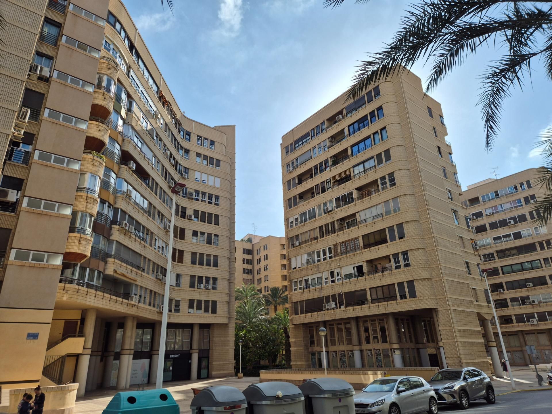 Exterior view of Flat for rent in Elche / Elx  with Air Conditioner, Furnished and Balcony