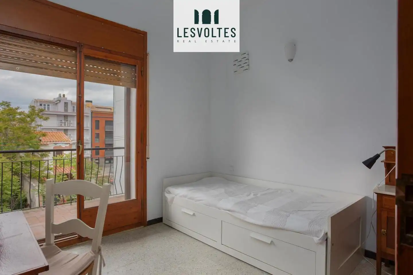 Appartamento con giardino in vendita a De Josep Mundet, imagen 11
