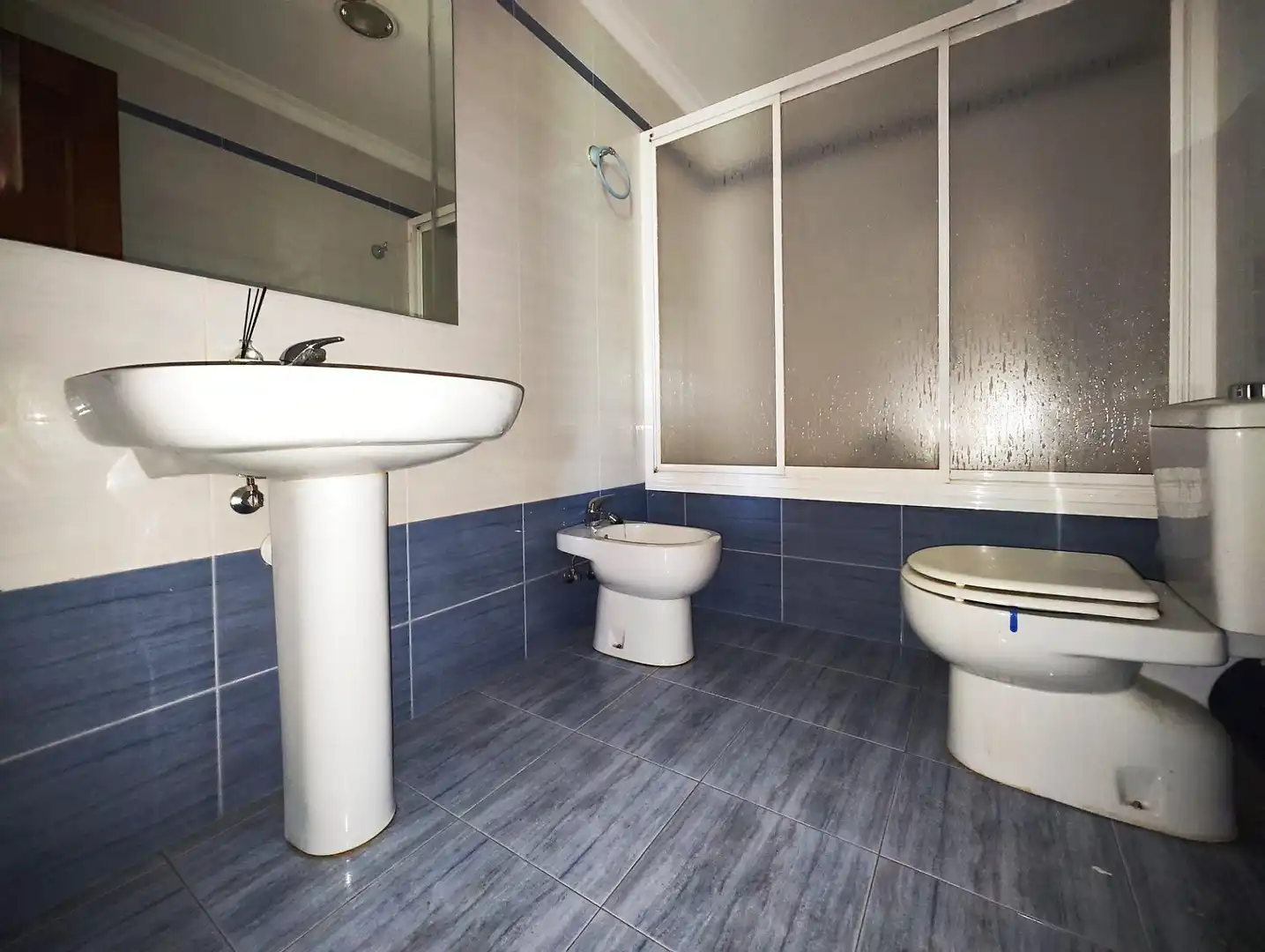 Baño de Casa o chalet en venta en Puertollano con Aire acondicionado, Calefacción y Jardín privado