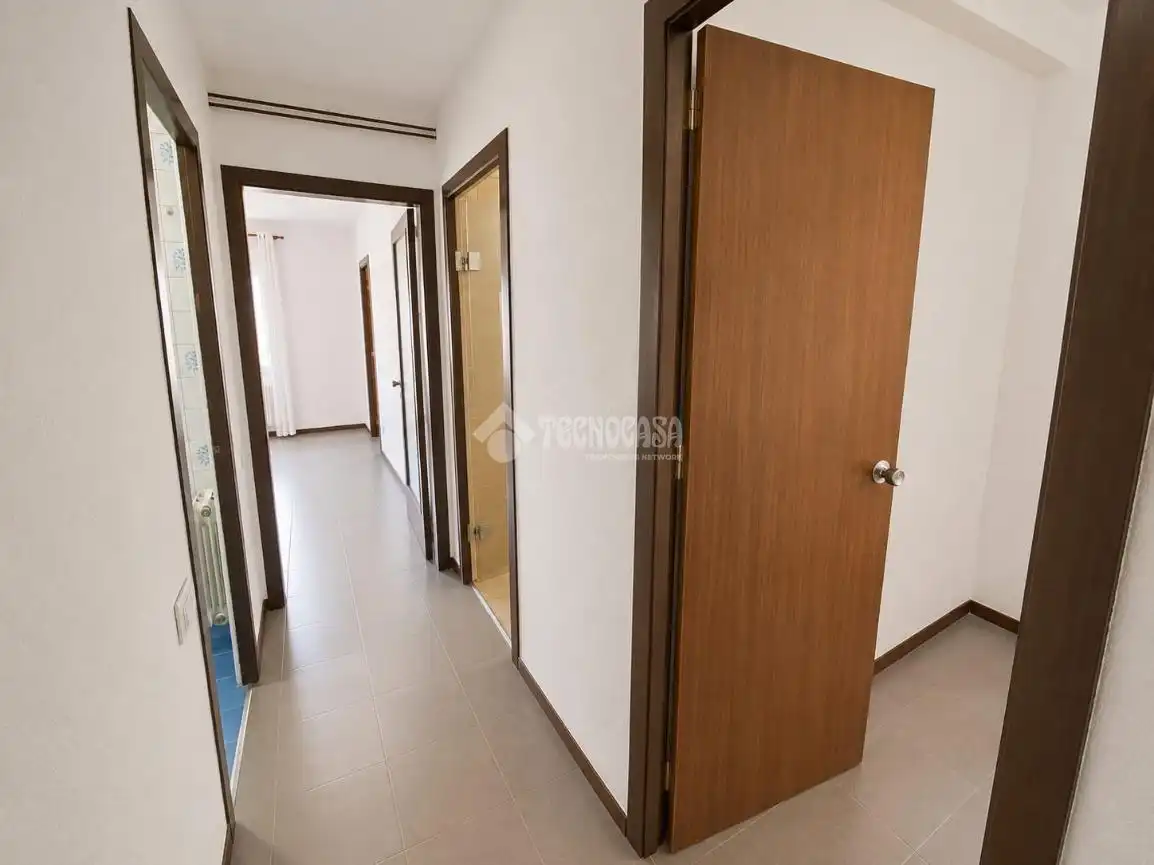 Wohnung zum Verkauf in Barcelona mit Terrasse