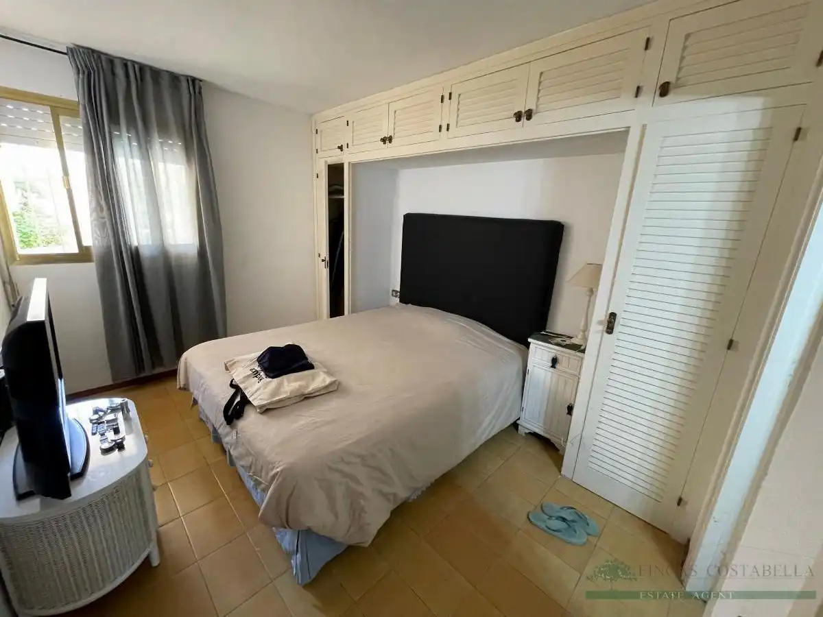 Dormitori de Apartament en venda en Sant Feliu de Guíxols amb Calefacció, Terrassa i Piscina comunitària