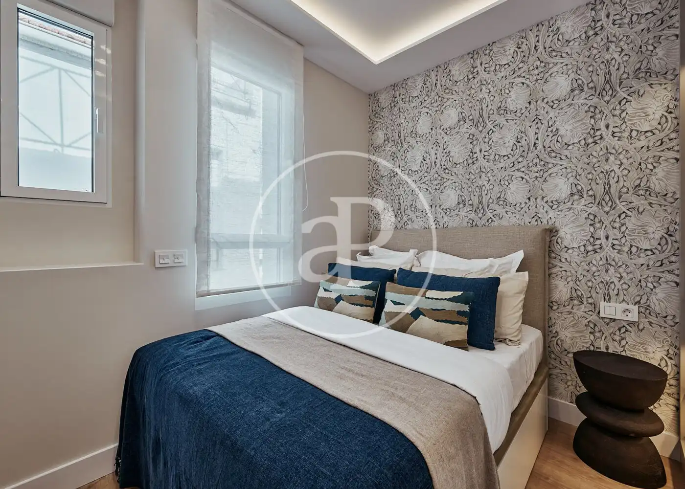 Bedroom of Flat for sale in Madrid  with Air Conditioner, Heating and Furnished