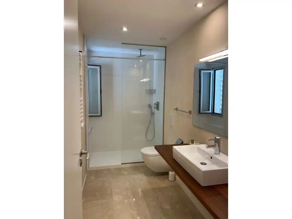 Baño de Apartamento de alquiler en Calvià con Aire acondicionado, Jardín privado y Terraza