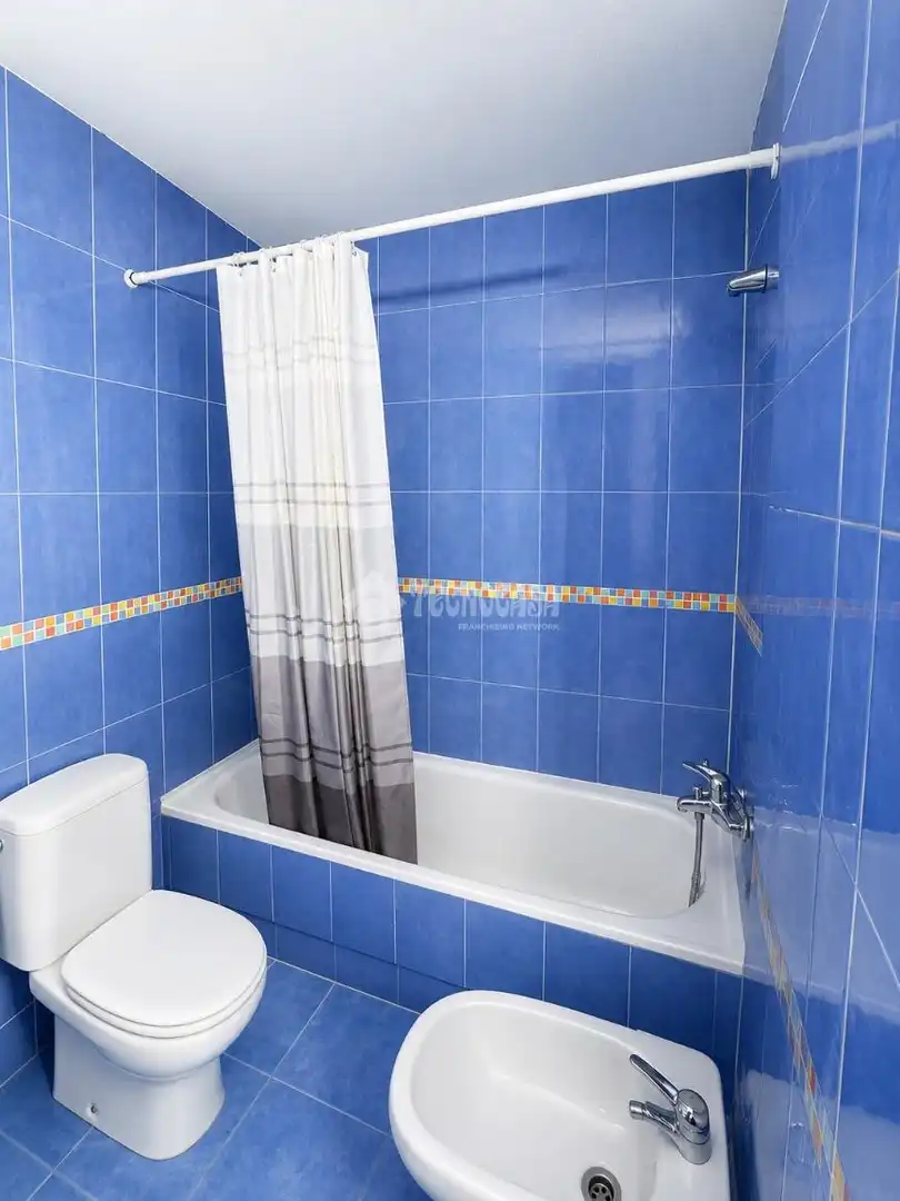 Baño de Piso en venta en Madrid con Calefacción y Terraza