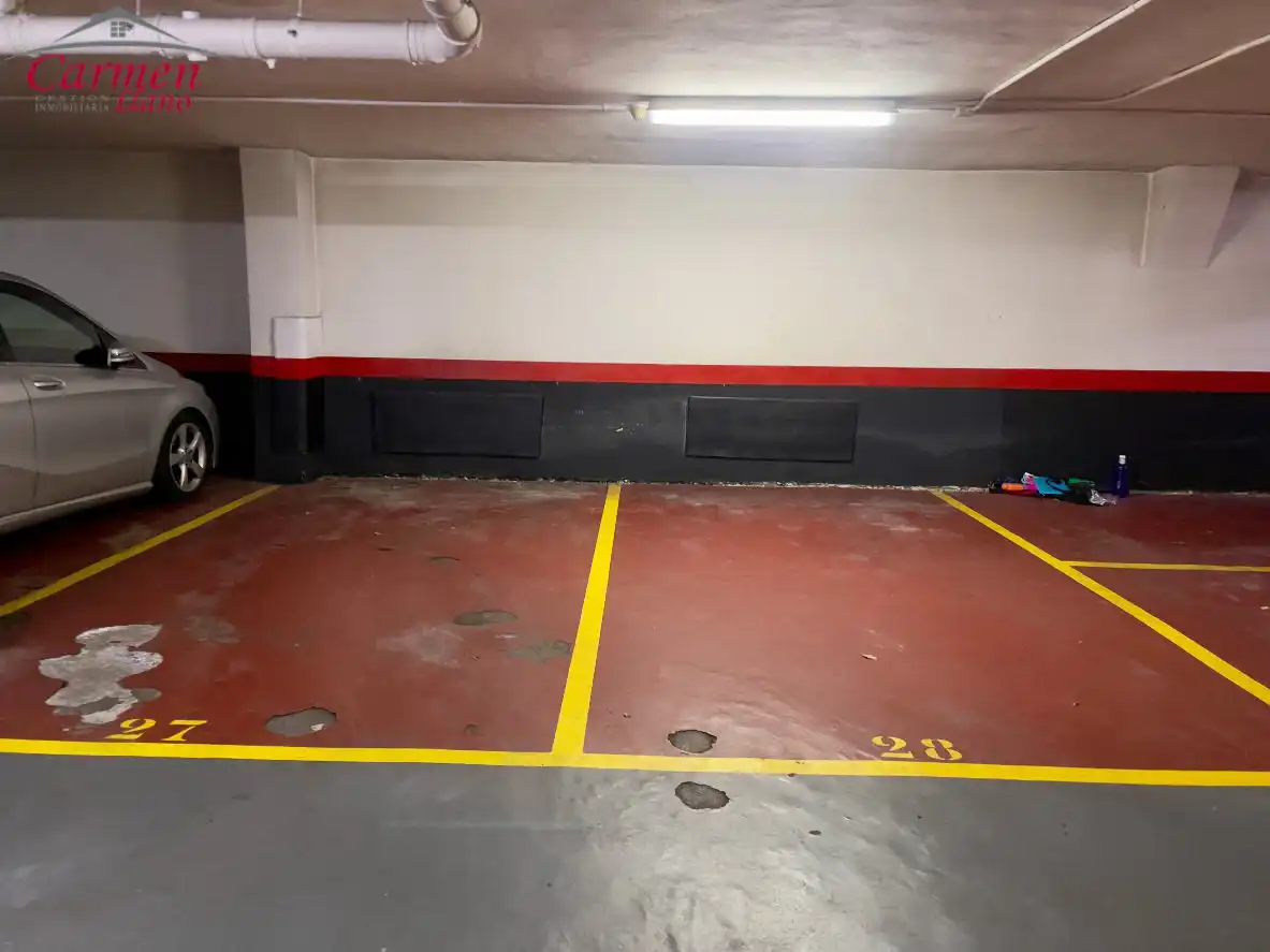 Parking de Piso en venta en Getxo  con Calefacción, Terraza y Trastero