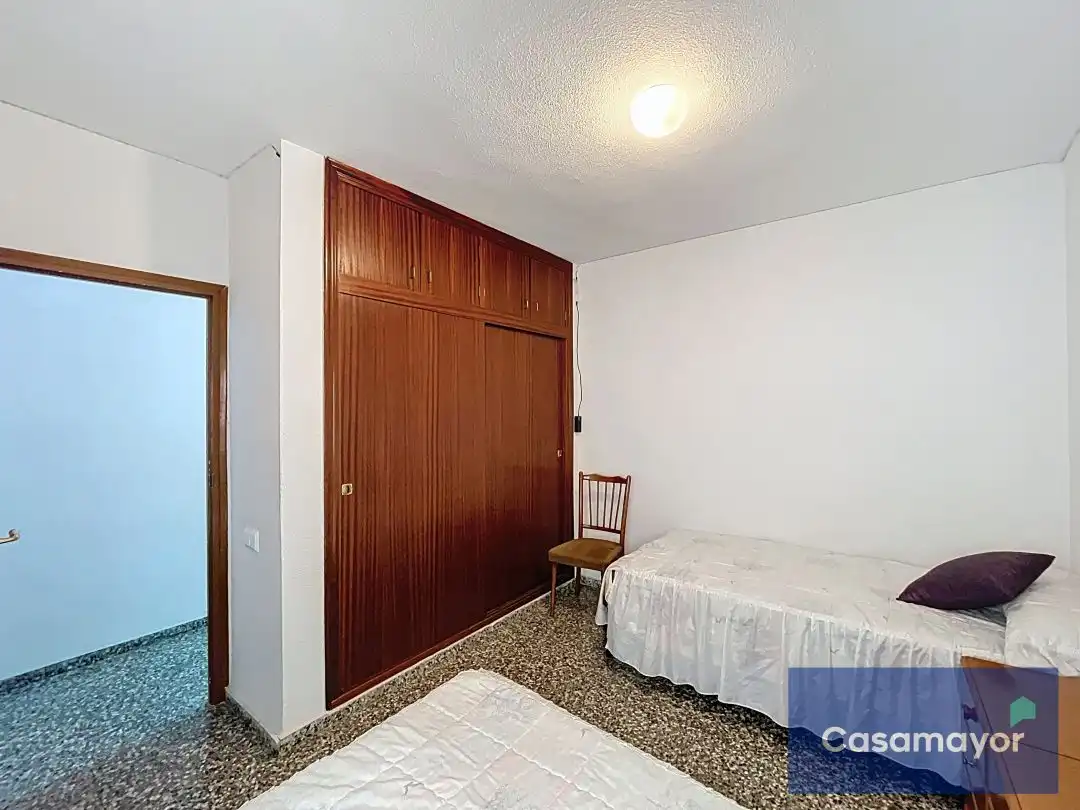Dormitori de Pis en venda en Alicante / Alacant amb Aire condicionat, Calefacció i Terrassa