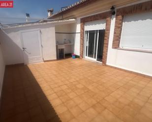 Attic to rent in Núcleo Urbano